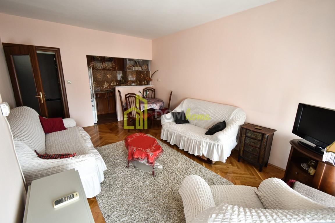 Jednosoban stan 42m2, Blok 9